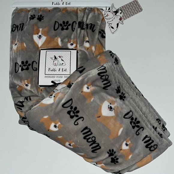 Corgi puppy Dog Mom throw blanket gray 60x70”